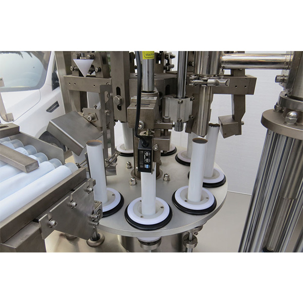 Автоматты аяқ киімді жылтырататын жұмсақ түтікшемен толтырғыш